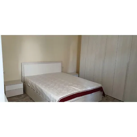 Vlora Hostel *