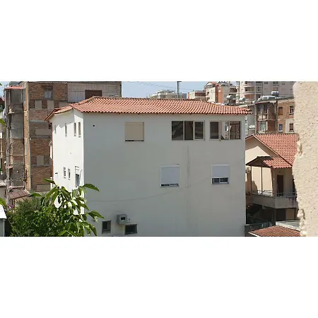 Semesterbostad Vlora Hostel