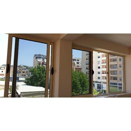 Vlora Hostel Semesterbostad