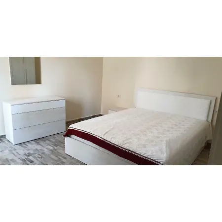 Semesterbostad Vlora Hostel