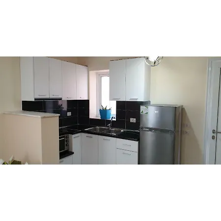 Vlora Hostel *